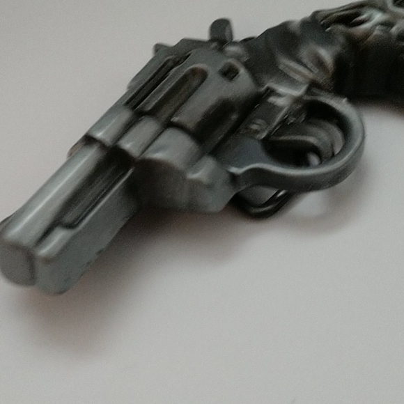 Cast Metal Belt Buckle Revolver with Skull Streetwear Gothic - Picture 3 of 11